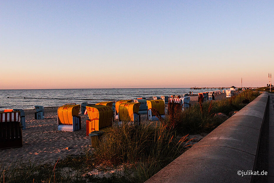 Sonnenuntergangsstimmung an der Ostseeküste